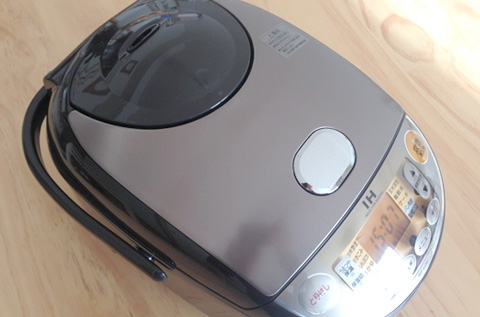 zojirushi_suihan.jpg