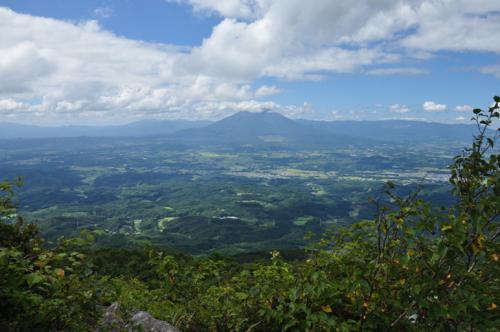 姫神山より岩手山を望む