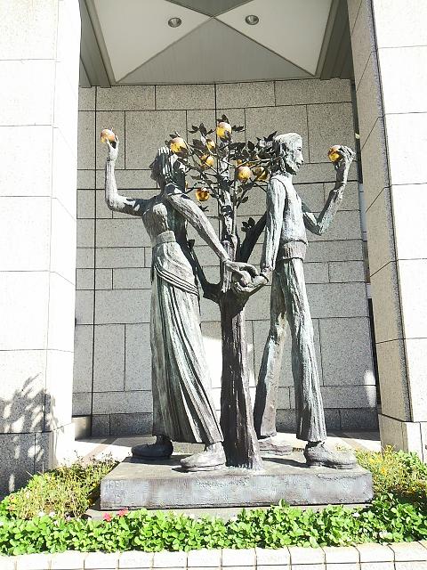 彫像があります