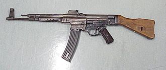 GP_Gun_01_330px-Sturmgewehr_44.jpg