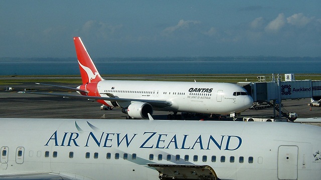QFA-VH-OGG-Boeing-767-3382FER-AKL-307095_img_960_3830.jpg