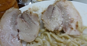 チャ