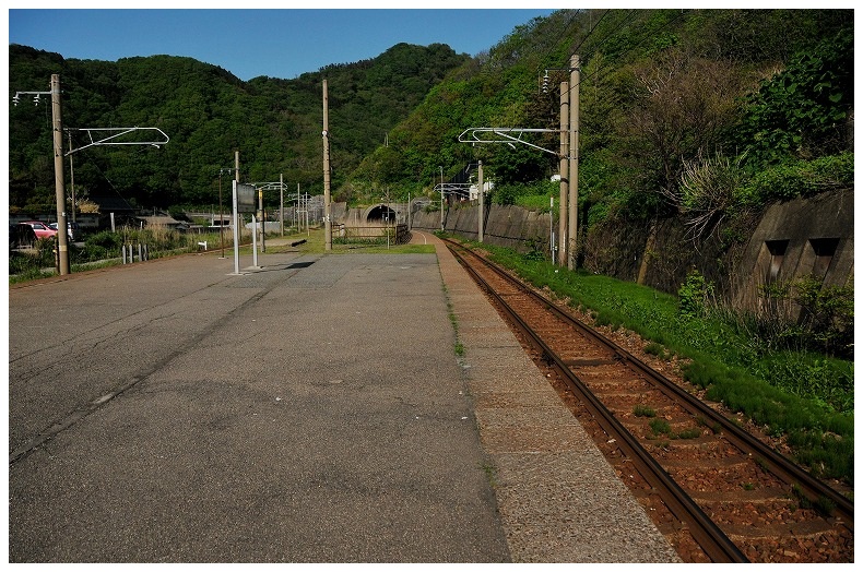 ホーム下り 鶴岡方面