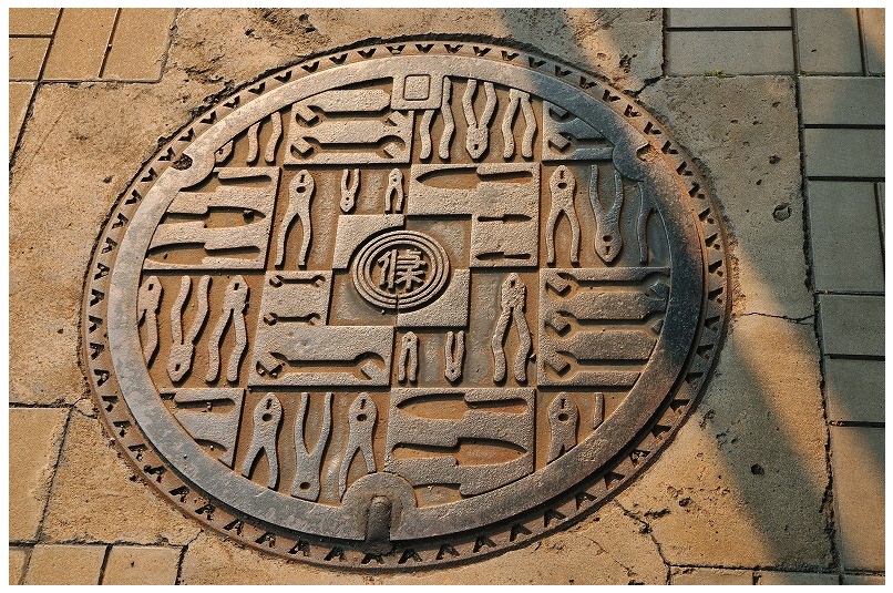 三条市マンホール
