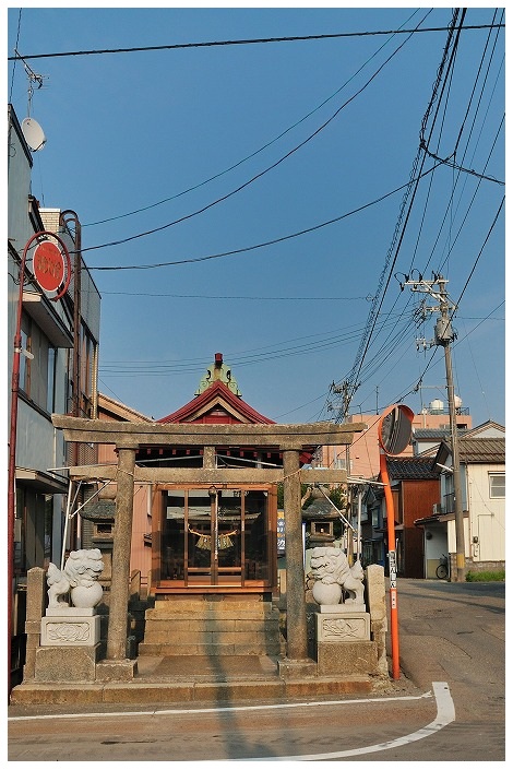 祠