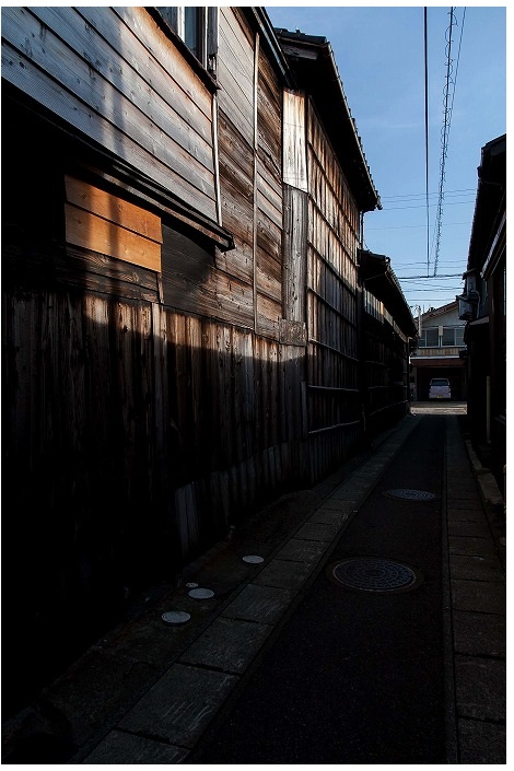 三条