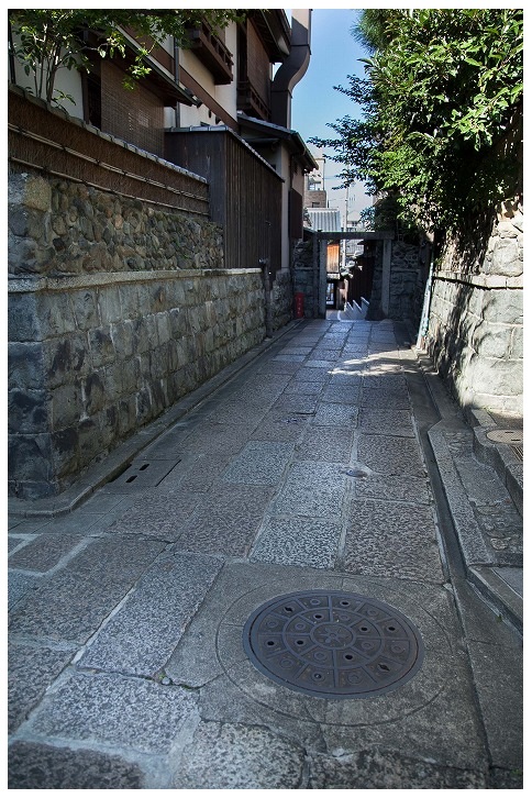 下河原通の石塀小路