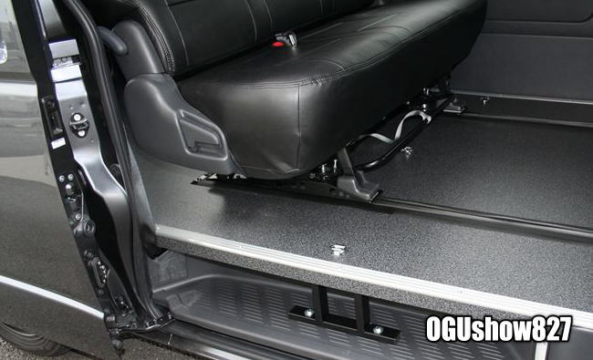 200系ハイエースS-GL標準ボディ バイク&自転車積載トランポ 長崎のオーナー様へ納車