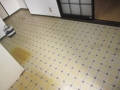 埼玉県所沢市 賃貸物件原状回復 入居者退去後空き室 キッチン床CFクッションフロアー張替え 作業前 1