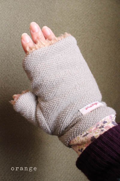 knithandwarmer2.jpg