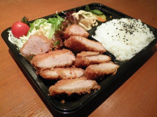 へれかつ弁当
