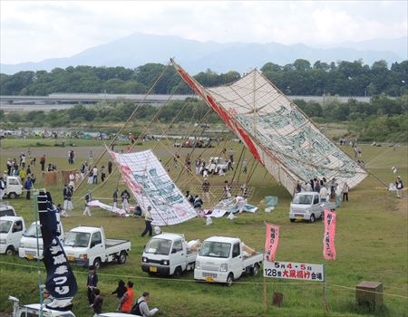 会場