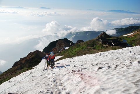 背後に富士山