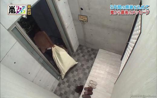 989.jpg