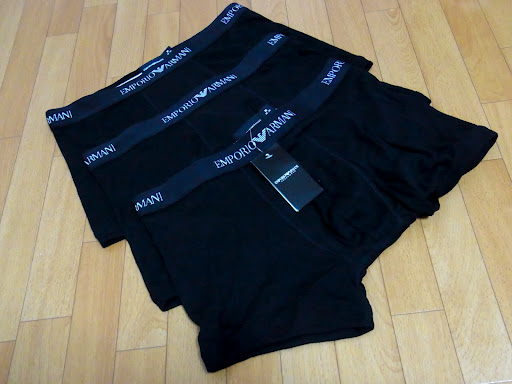 armani-under (4)