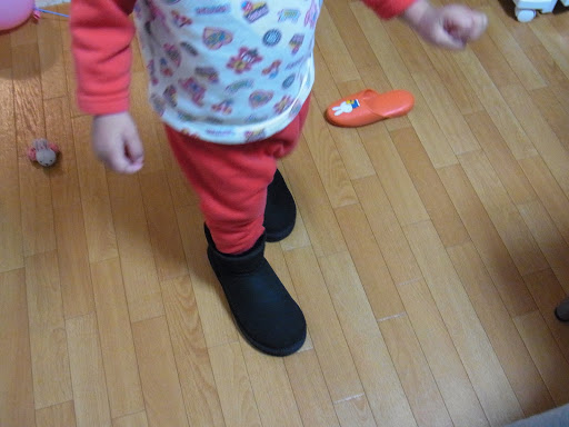 ugg (3)