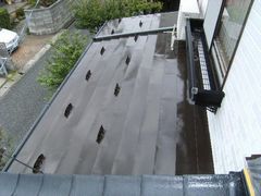 トタン屋根の塗装後・横から撮影