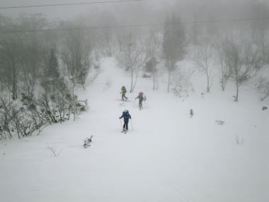 飛越新道1585m付近登行 -121208(土)