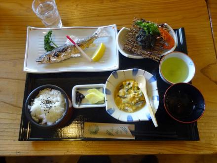 昼食
