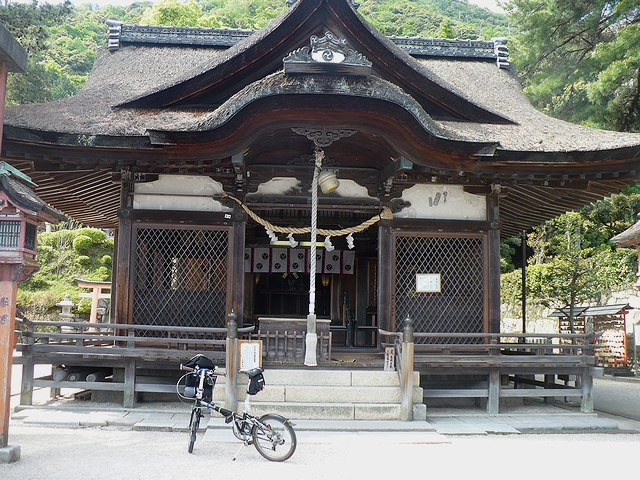 白鬚神社