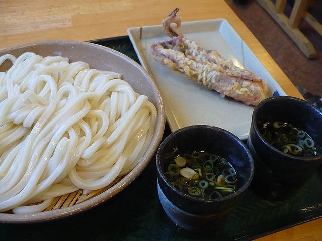 ざるうどん(大)とげそ天
