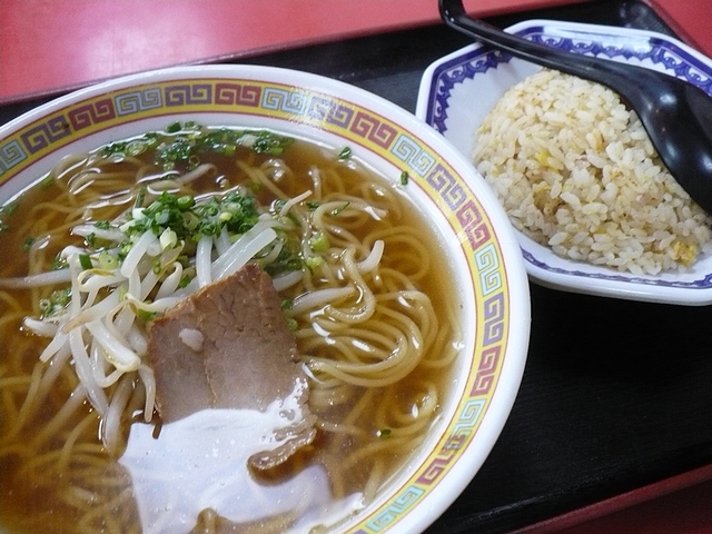 ラーメン定食(ラーメンセットだったかな?)