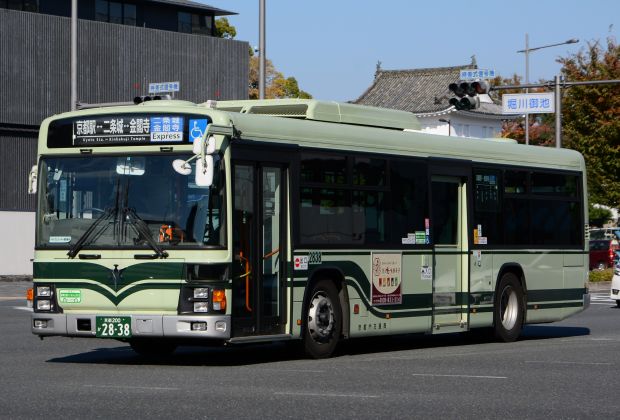 8r47.jpg