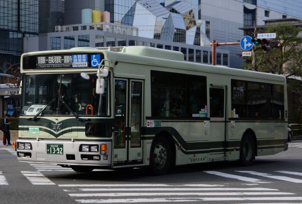 8r49.jpg