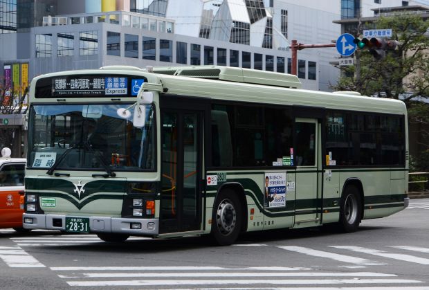 8r52.jpg