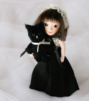 350_blackcat.jpg