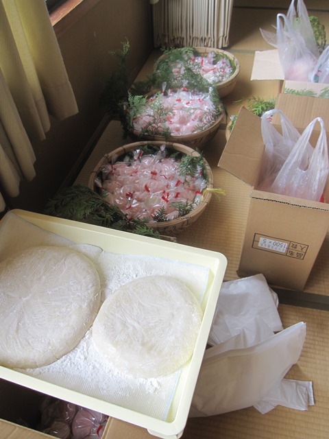 秋葉大祭 餅