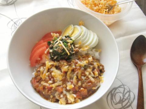 キッズ用は、深めのボウル皿で♪
