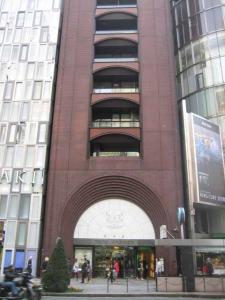 銀座32