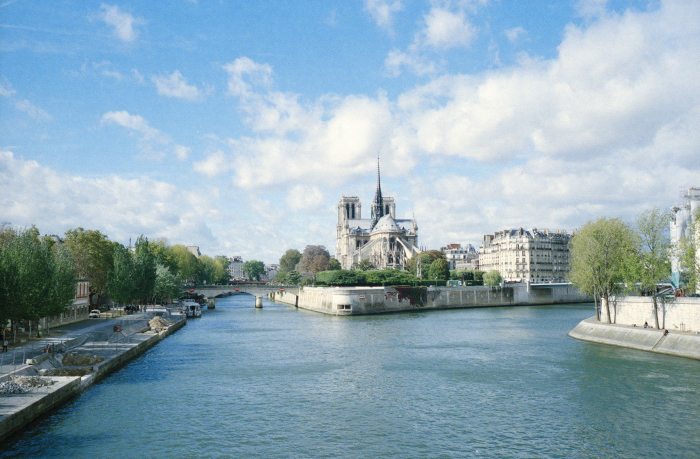 Oct14156_700px.jpg