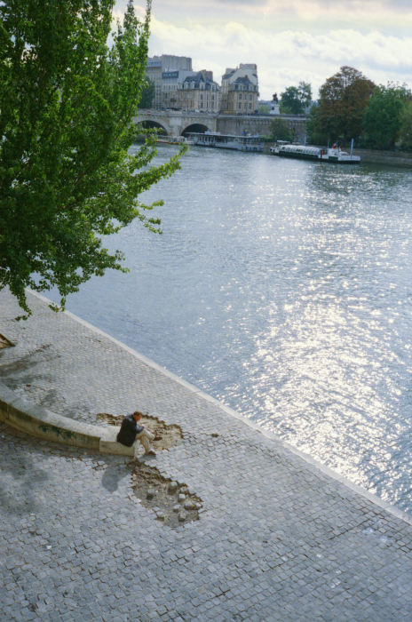 Oct14170_700px.jpg
