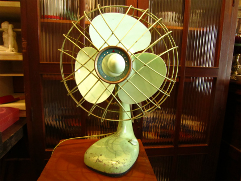 レトロな扇風機