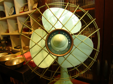 レトロな扇風機