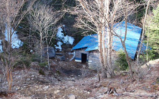大日小屋