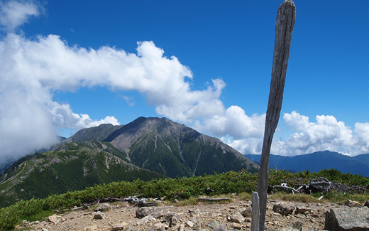 中盛丸山