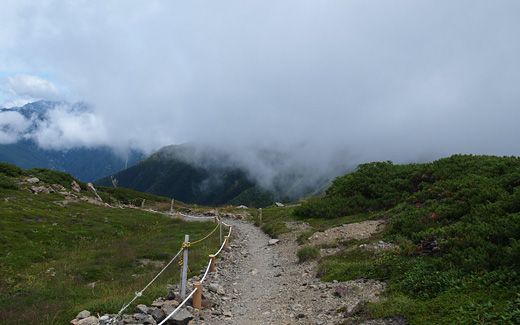悪沢岳をめざして出発