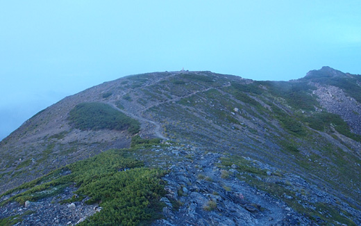荒川前岳をめざす
