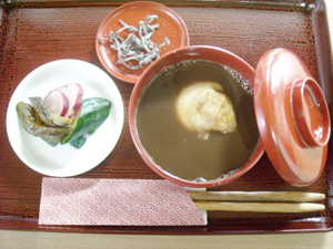 ボリューム満点のおまん小豆ぜんざい ボリューム満点のおまん小豆ぜんざい