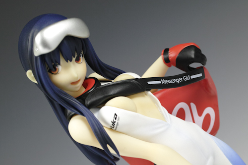 018_messengergirl.jpg