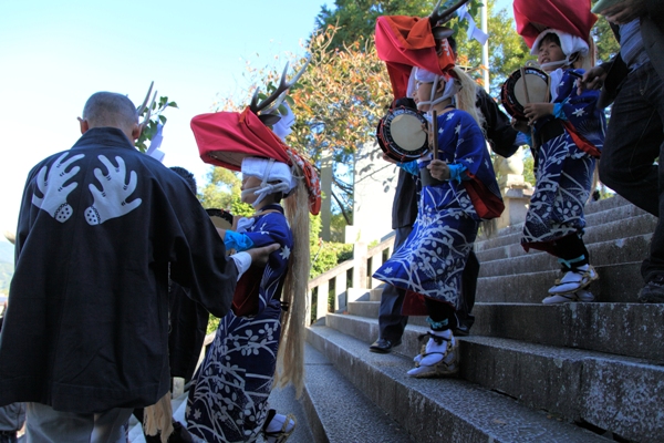 八ツ鹿踊り (2)