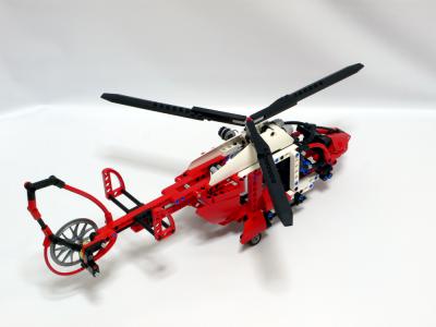 LEGO 8068 A 上後方より
