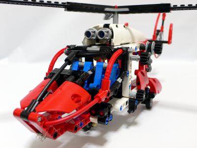 LEGO 8068 A 左前方より