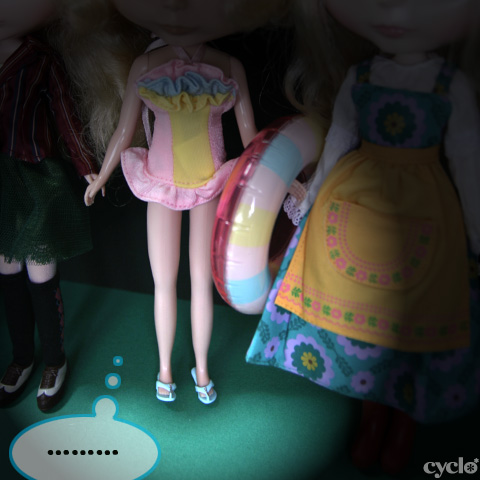 09_UniBlonde.jpg