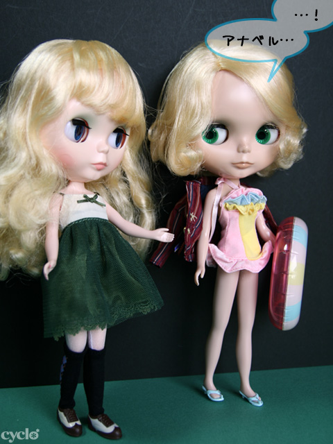 12_UniBlonde.jpg