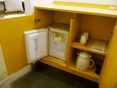 tokyubis_cabinet.jpg