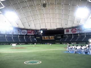 開会式前の東京ドーム
